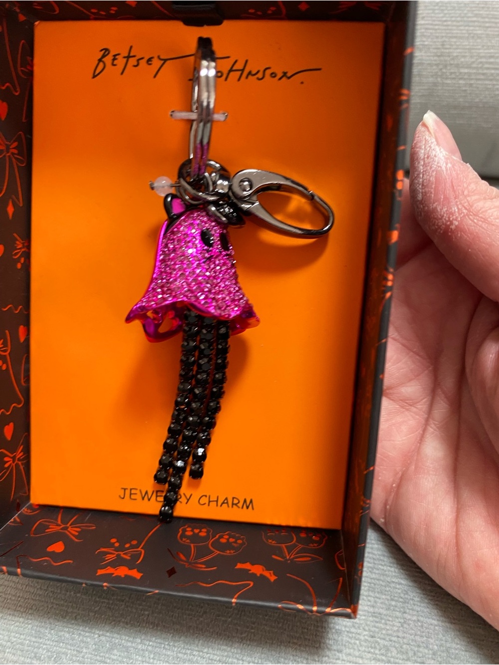 Betsey Johnson Hot Pink Crystal Ghost Cat NIB Keychain with Black Tassel - Picture 3 of 14